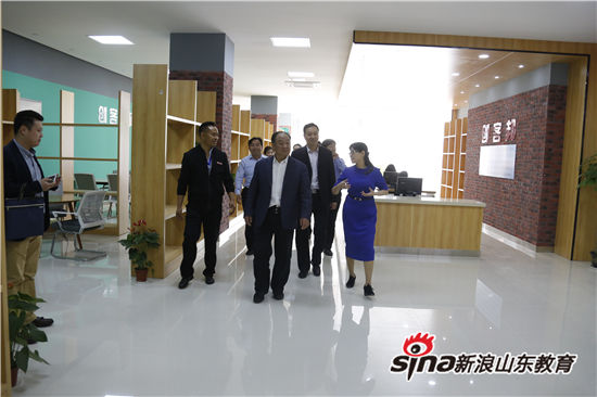 haobo.com举行大学生创新创业学院揭牌仪式